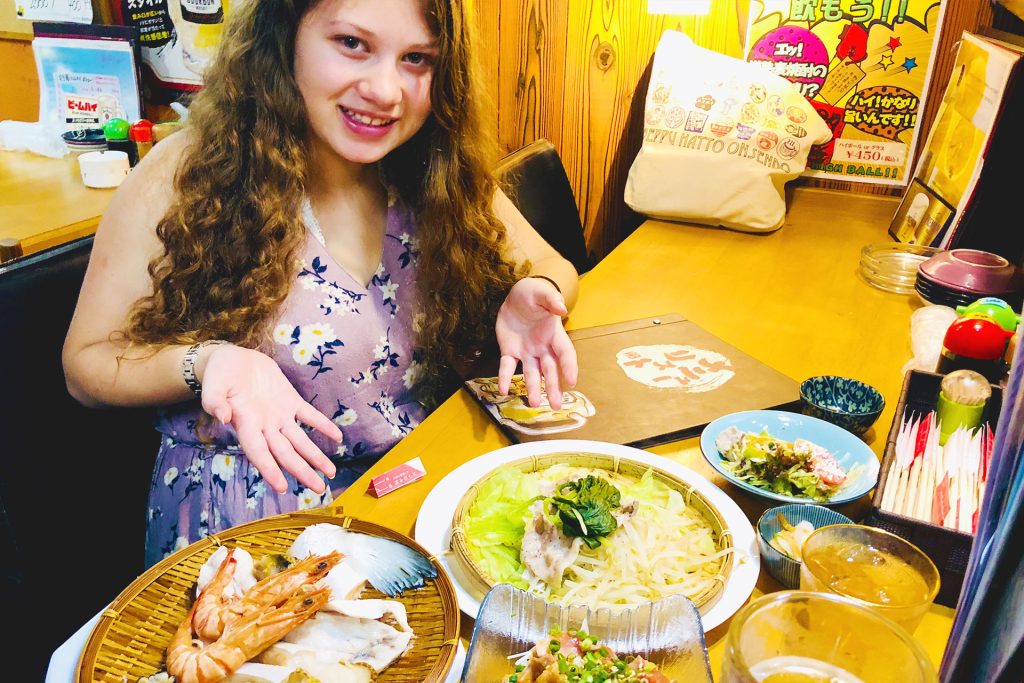 foreign woman Beppu onsen steamed food 