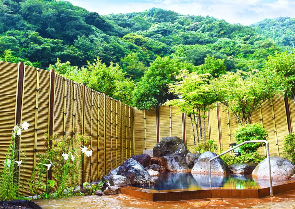 A Hundred OpenAir Baths In Beppu Enjoy Onsen