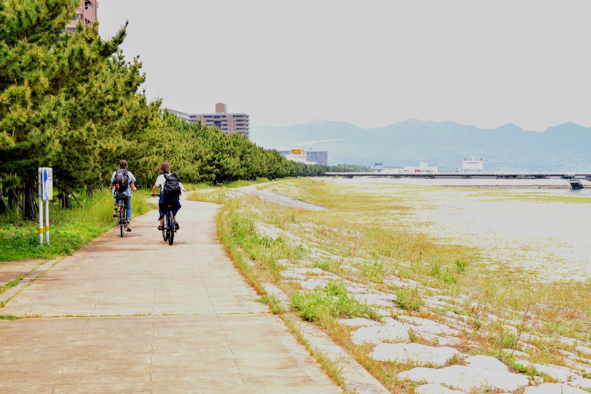 bicycle path Beppu Onsen sand bath Kaihin Sunayu