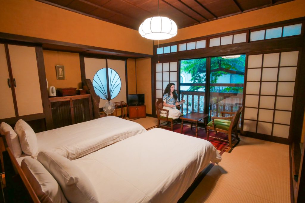 sally garden inn yanagiya beppu onsen room